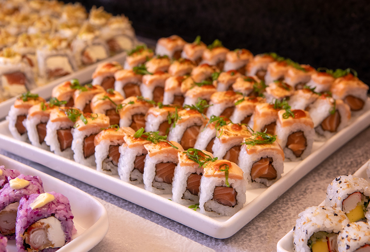imagem do buffet de sushi